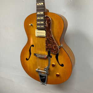 Godin 5th Avenue Jumbo P-Rail Harvest Gold