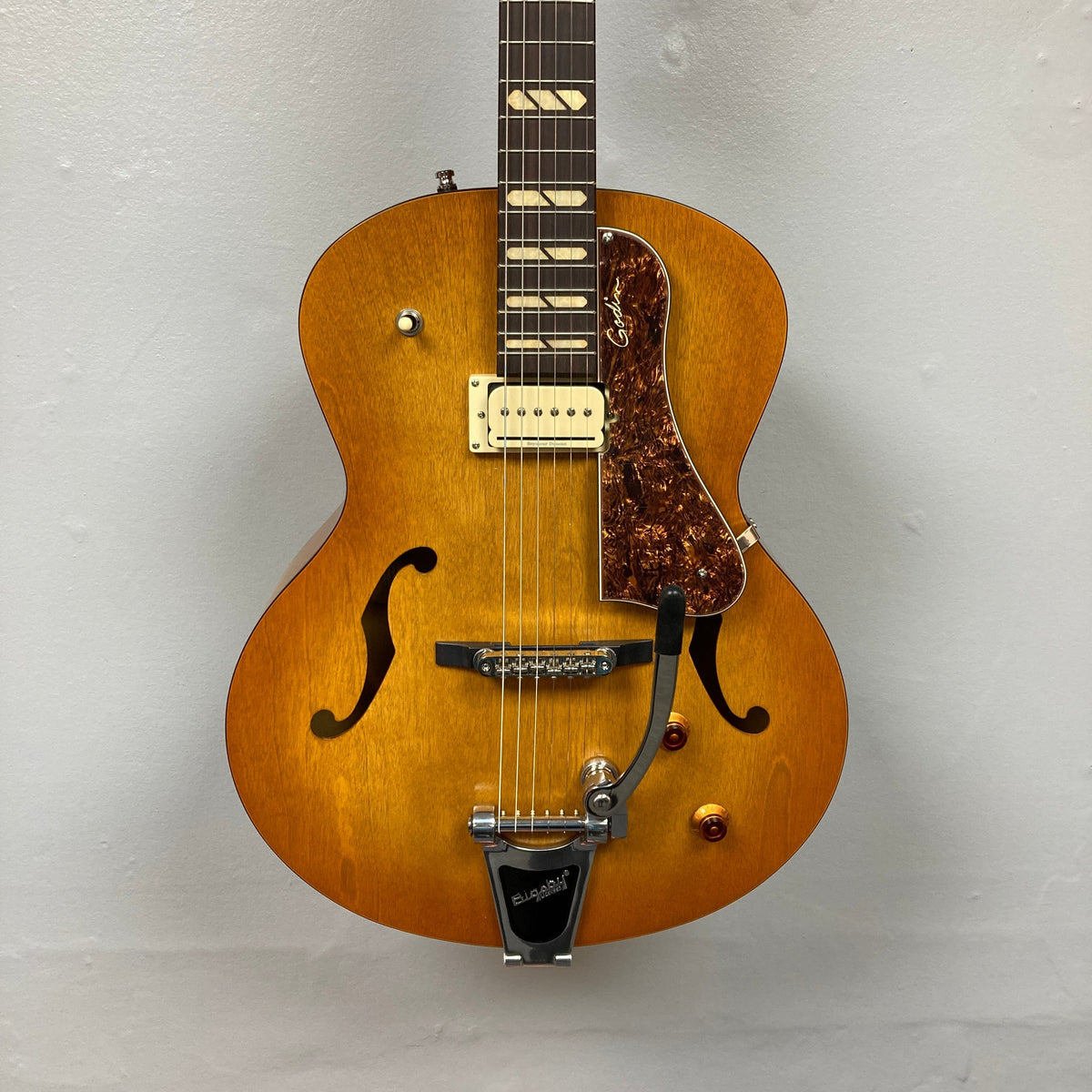 Godin 5th Avenue Jumbo P-Rail Harvest Gold