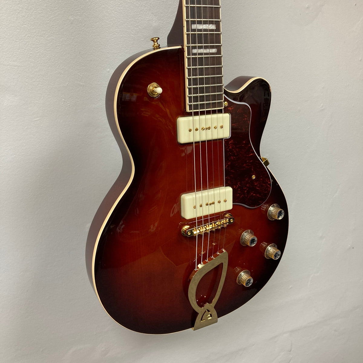 Guild Aristocrat P90 Consign