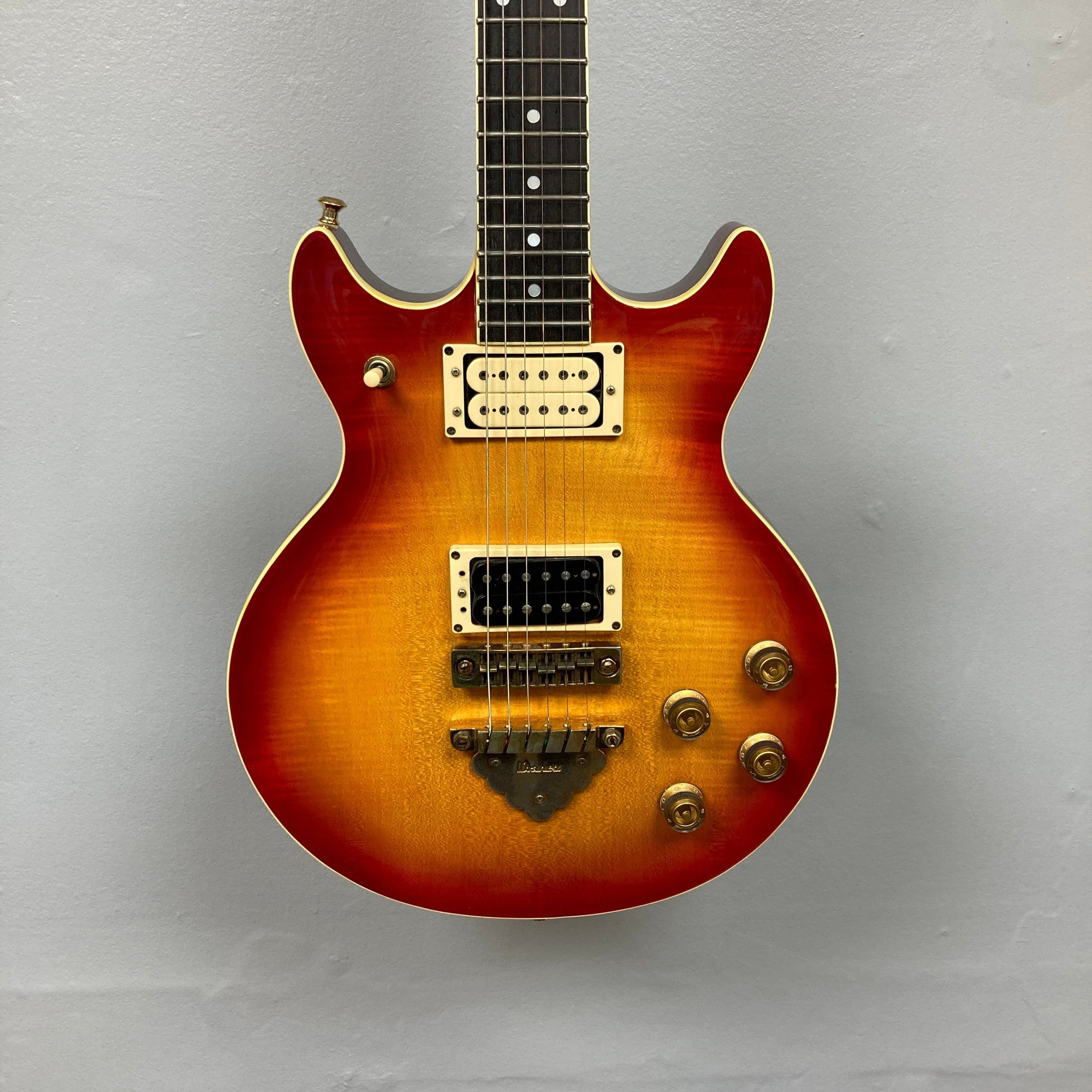 Ibanez AR100 Artist 1979 - 1984