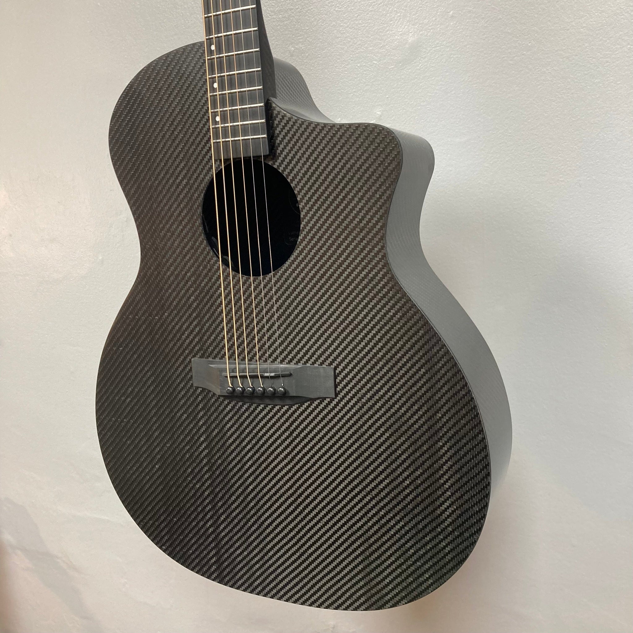 Lcs Cutaway What Is A Cutaway Acoustic Guitar