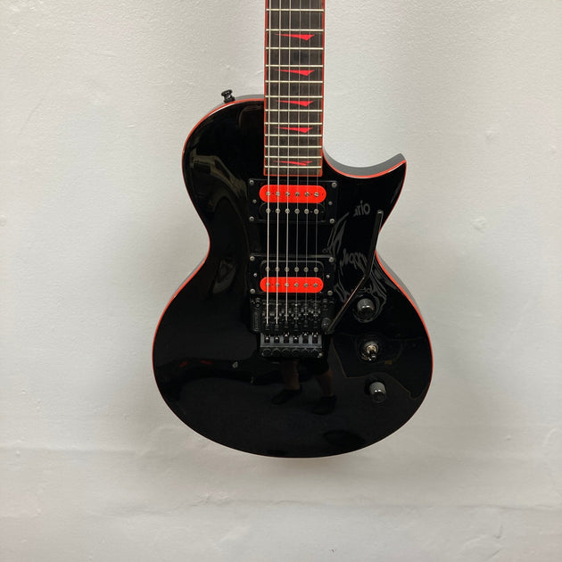 Kramer Assault 220 FR Black Guitar w/Case Used