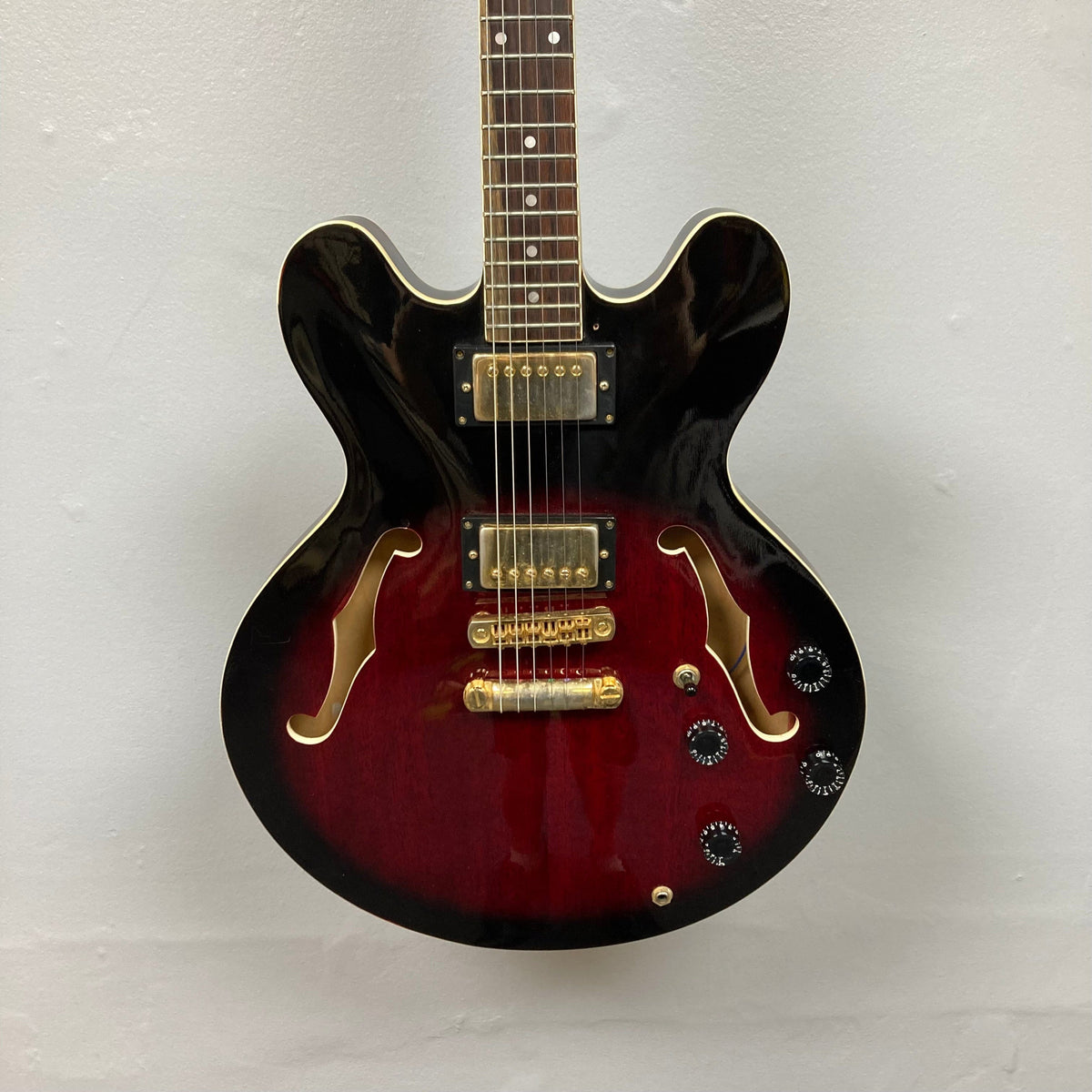 Palmer Semi-hollow 1970-80s ES-335 electric guitar featuring dual humbuckers, semi-hollow body with f-holes, and vintage-style hardware.