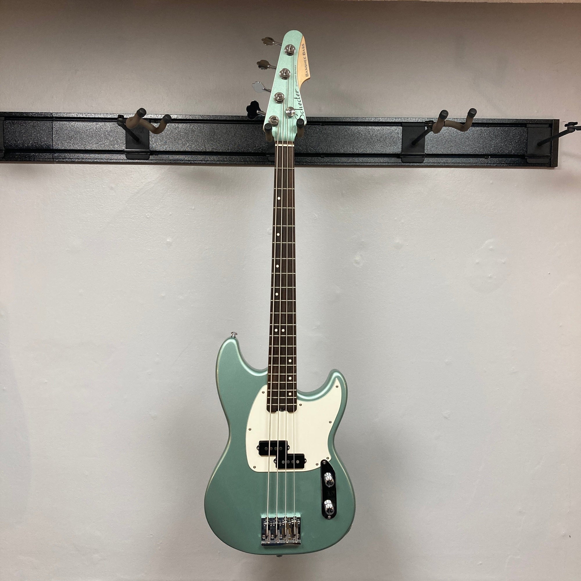 Schecter Banshee-4 Bass Vintage Pelham Blue Used Consign w/GigBag