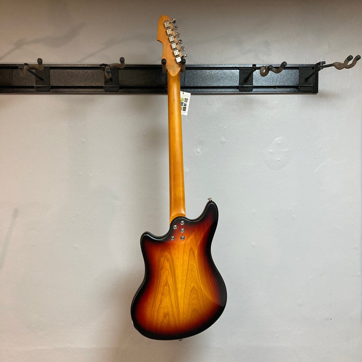 Schecter Hellcat-VI 3-Tone Sunburst Guitars on Main