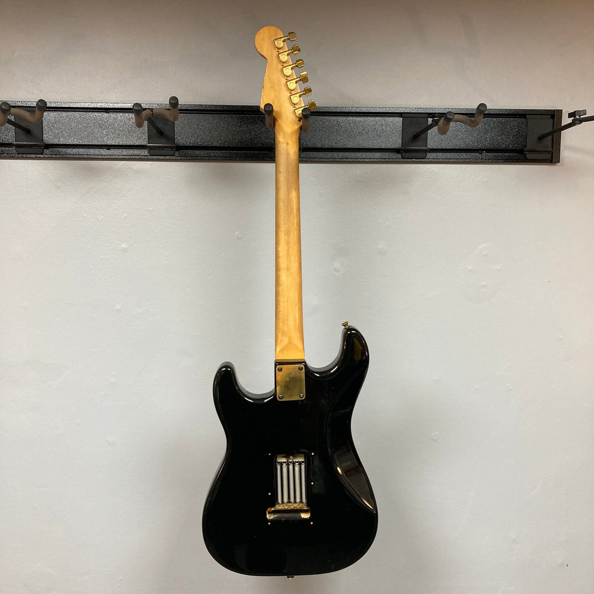 Schecter USA Super Strat 1983-1987 Black Gold