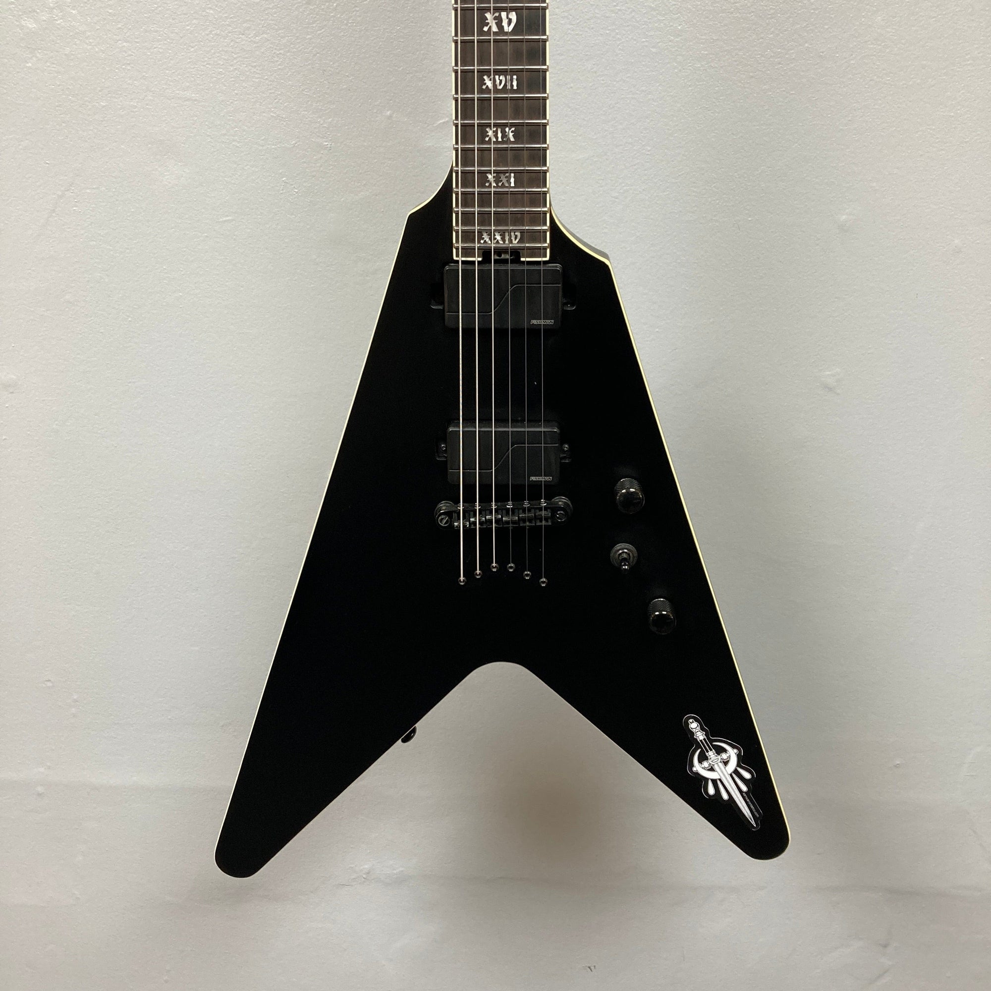 Schecter V-1 SLS Evil Twin Satin Black w/Case Used Consign