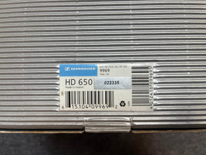 Sennheiser HD 650 box label showing UPC and serial number
