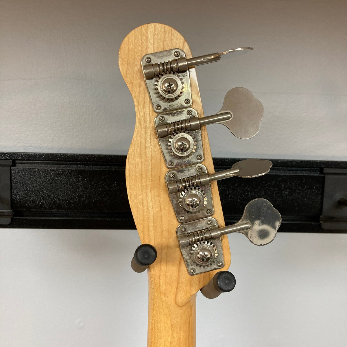 Squier Bullet Bass 1984