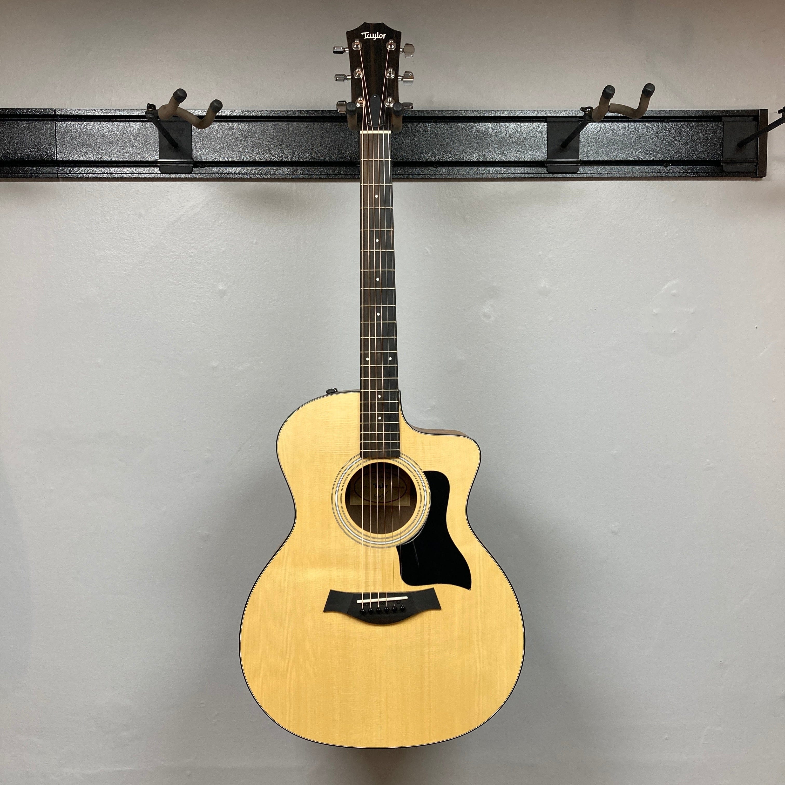 Taylor 114ce w/GigBag Used Consign