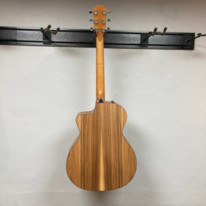 Taylor 114ce w/GigBag Used Consign