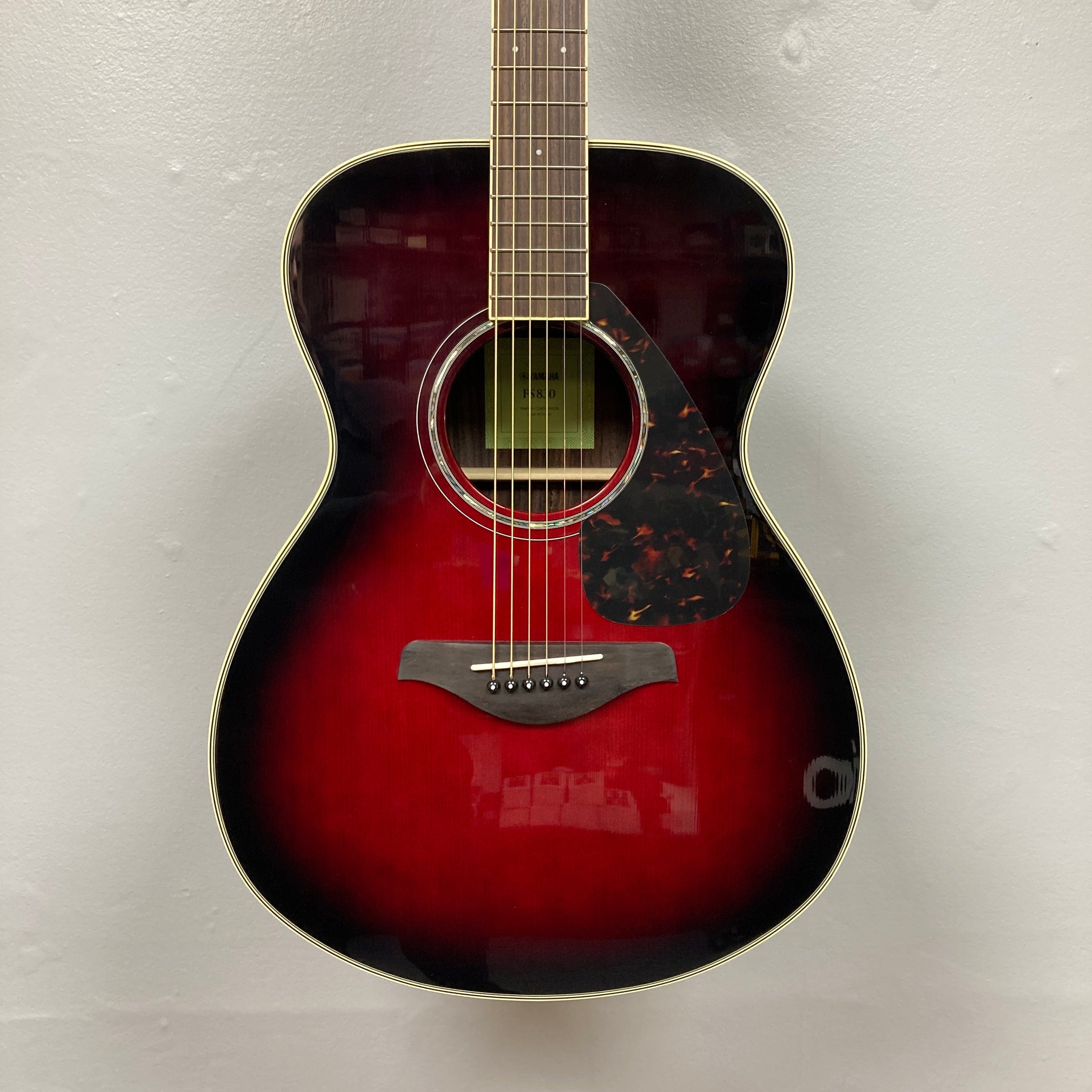 Yamaha FS830 ギター Yamaha FS830 Concert Small Body Acoustic Guitar with Rosewood Back