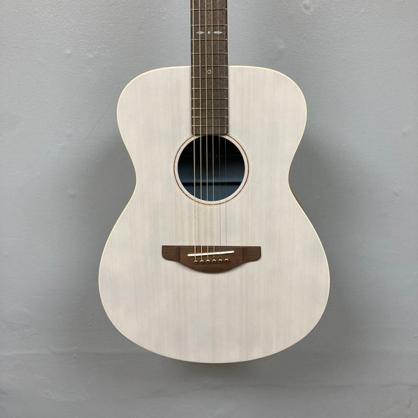 Yamaha Storia I Acoustic-Electric Guitar