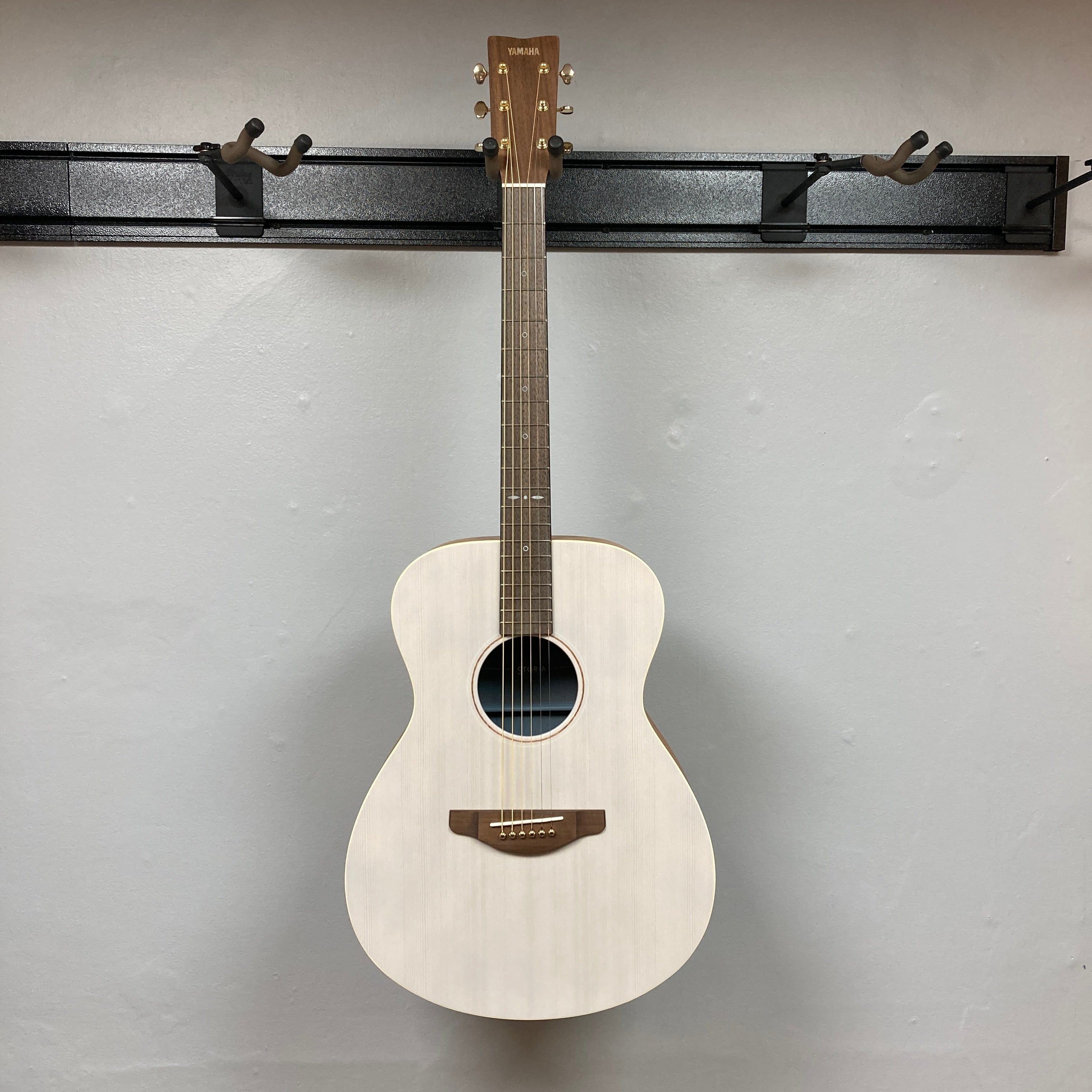 Yamaha Storia I Acoustic-Electric Guitar