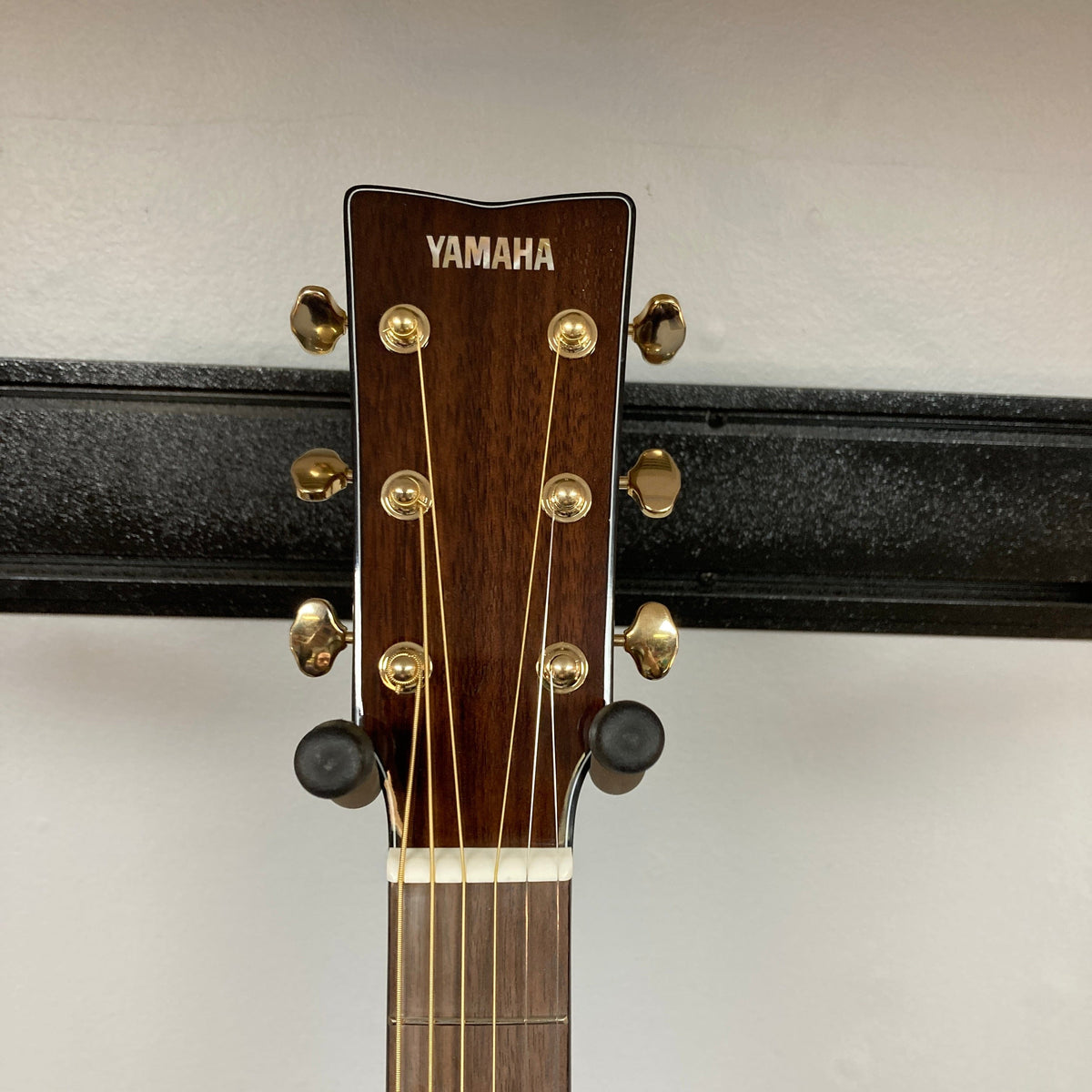 Yamaha Storia III Solid Mahogany Top Concert