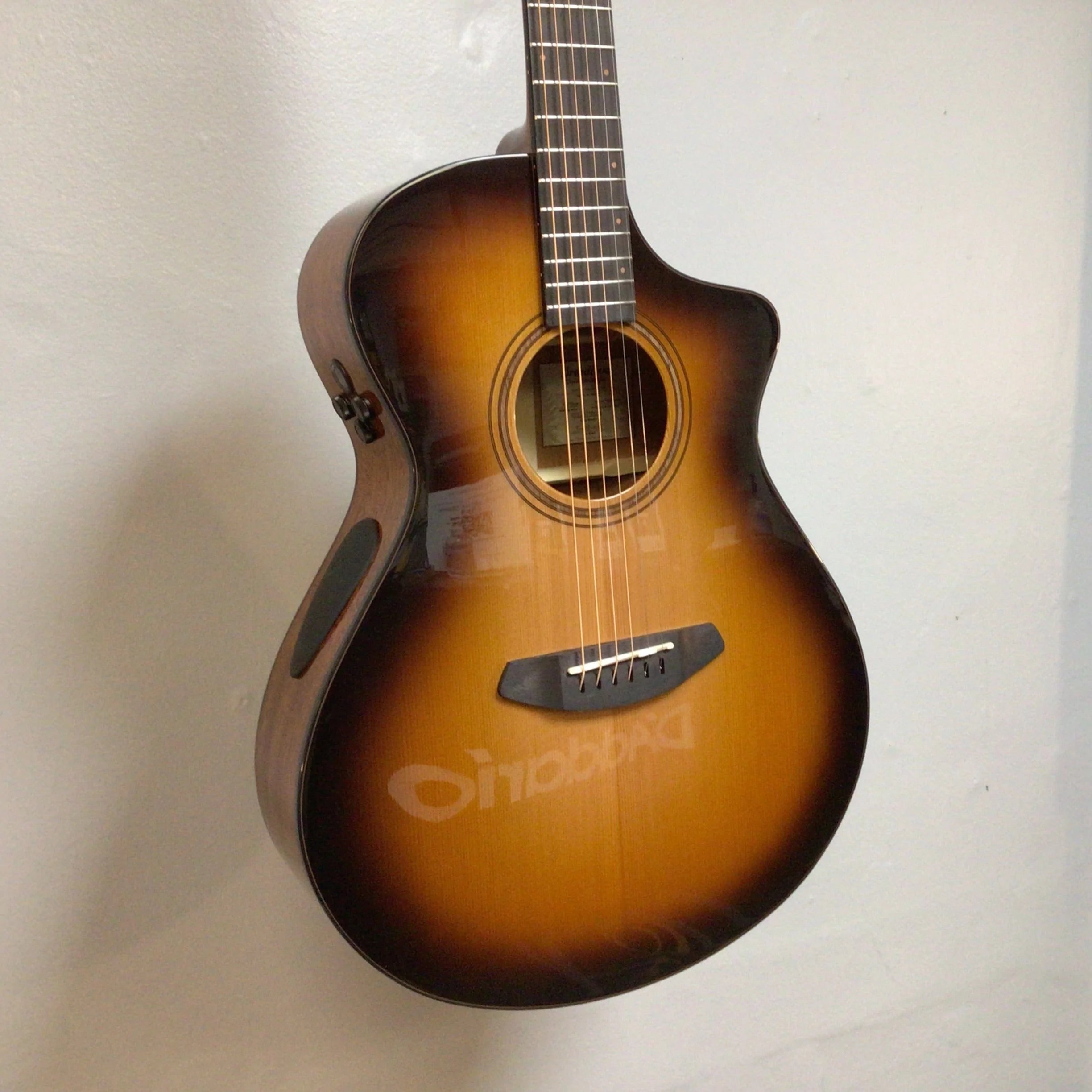 Breedlove discovery deals concert ce mahogany