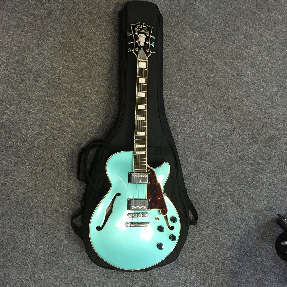 D&#39;Angelico Premier SS Semi-Hollow Electric Guitar