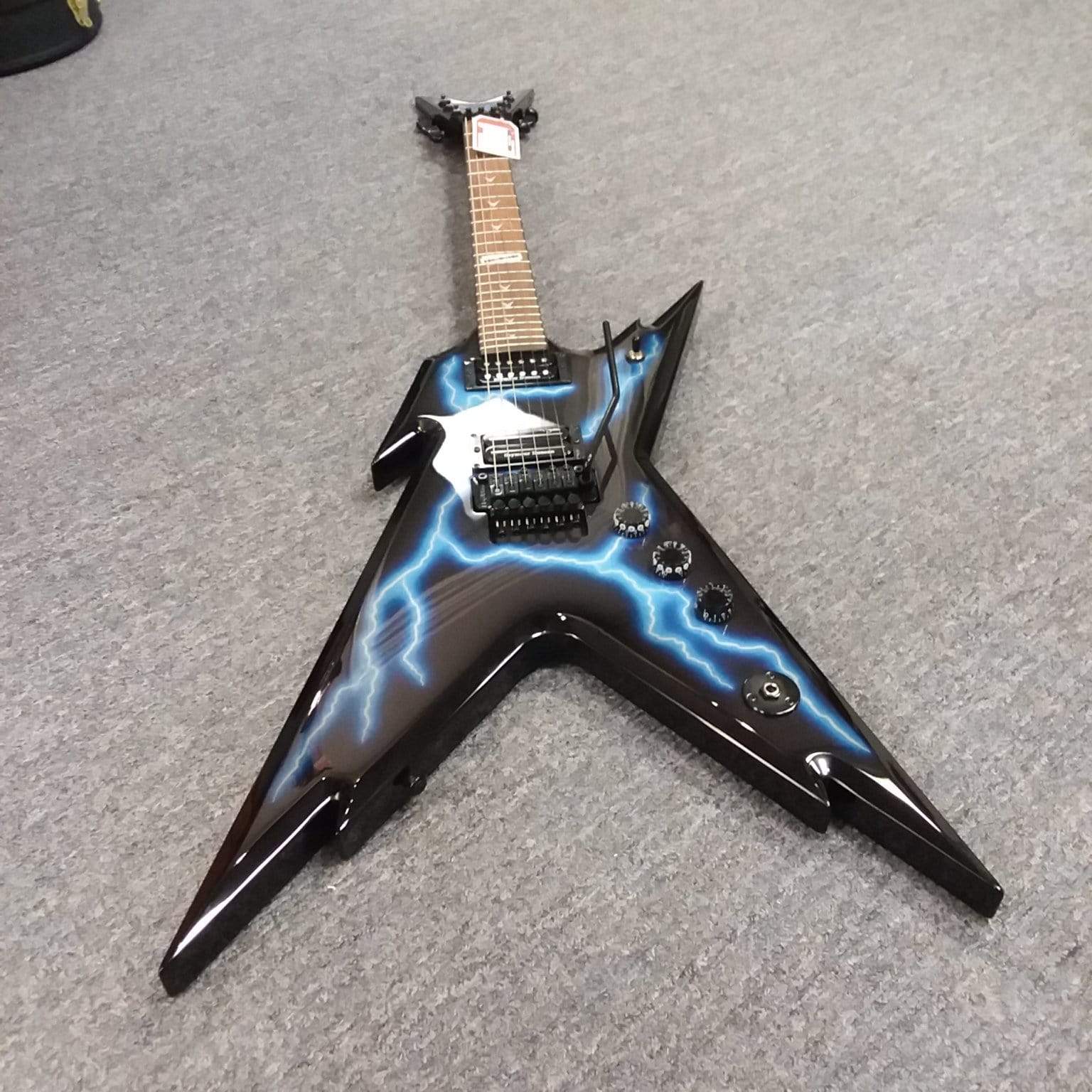 Dean Razorback Lightning Guitar with Gigbag - New - Guitars on Main