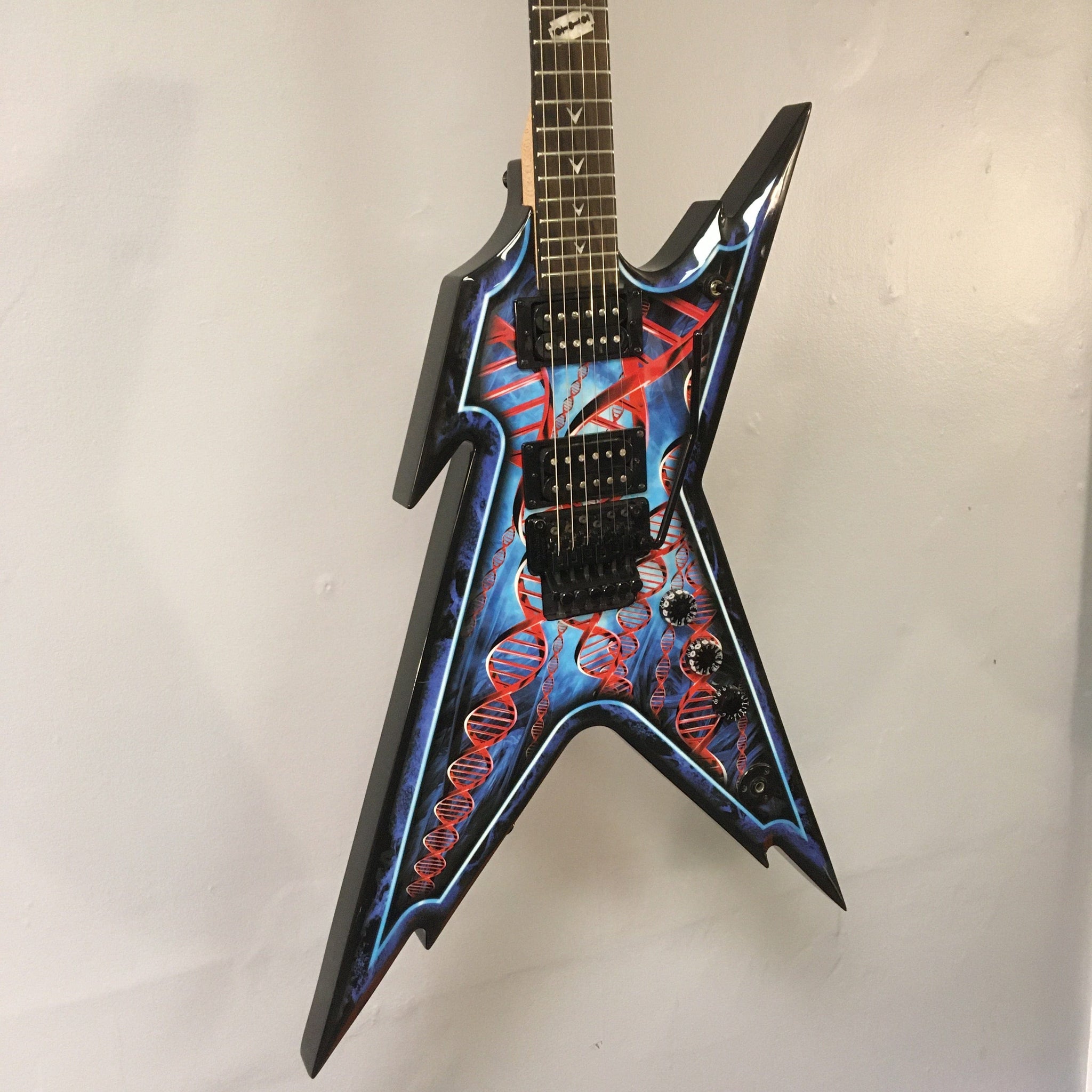 Dean Razorback Dimebag Floyd DNA Spatter Used Guitar - Guitars on Main
