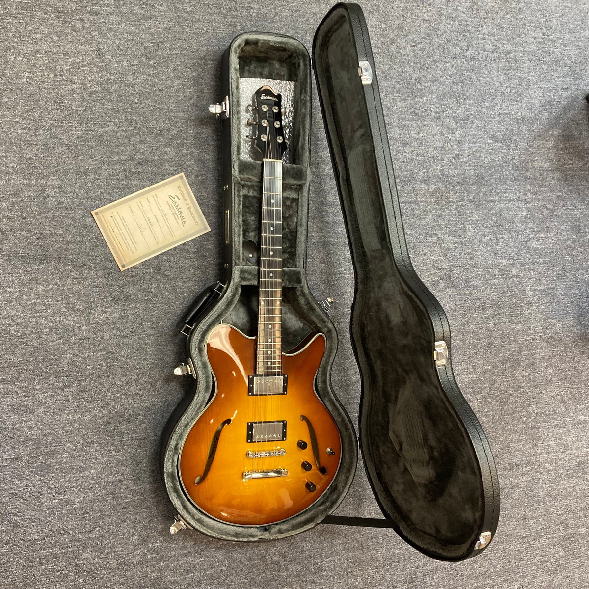 Eastman Romeo Goldburst w/Hardcase