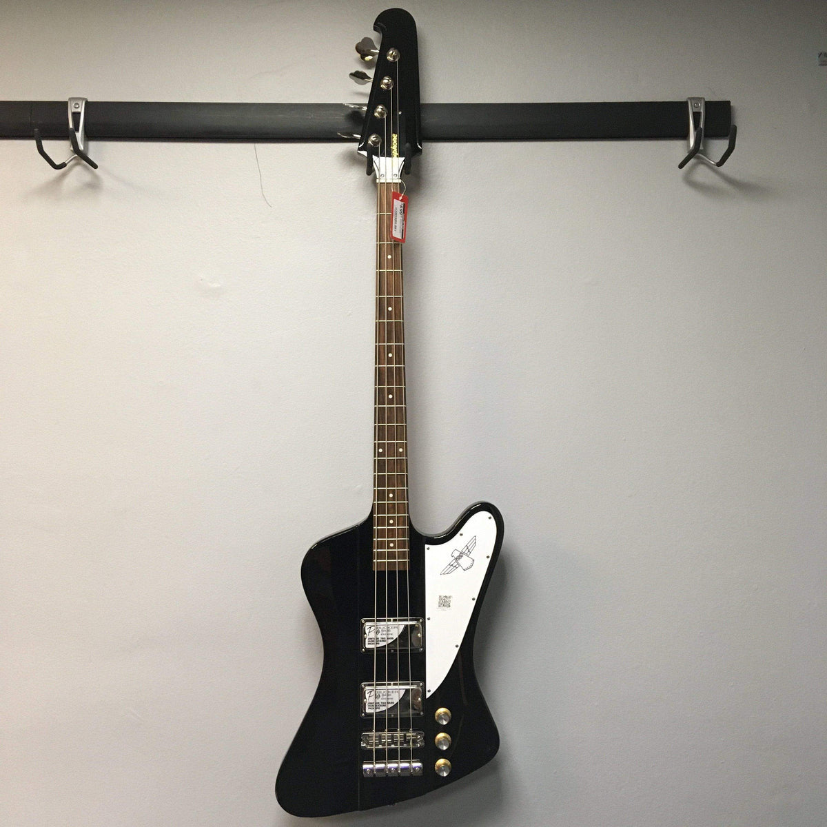 Epiphone Thunderbird Vintage PRO Bass Black Guitars on Main