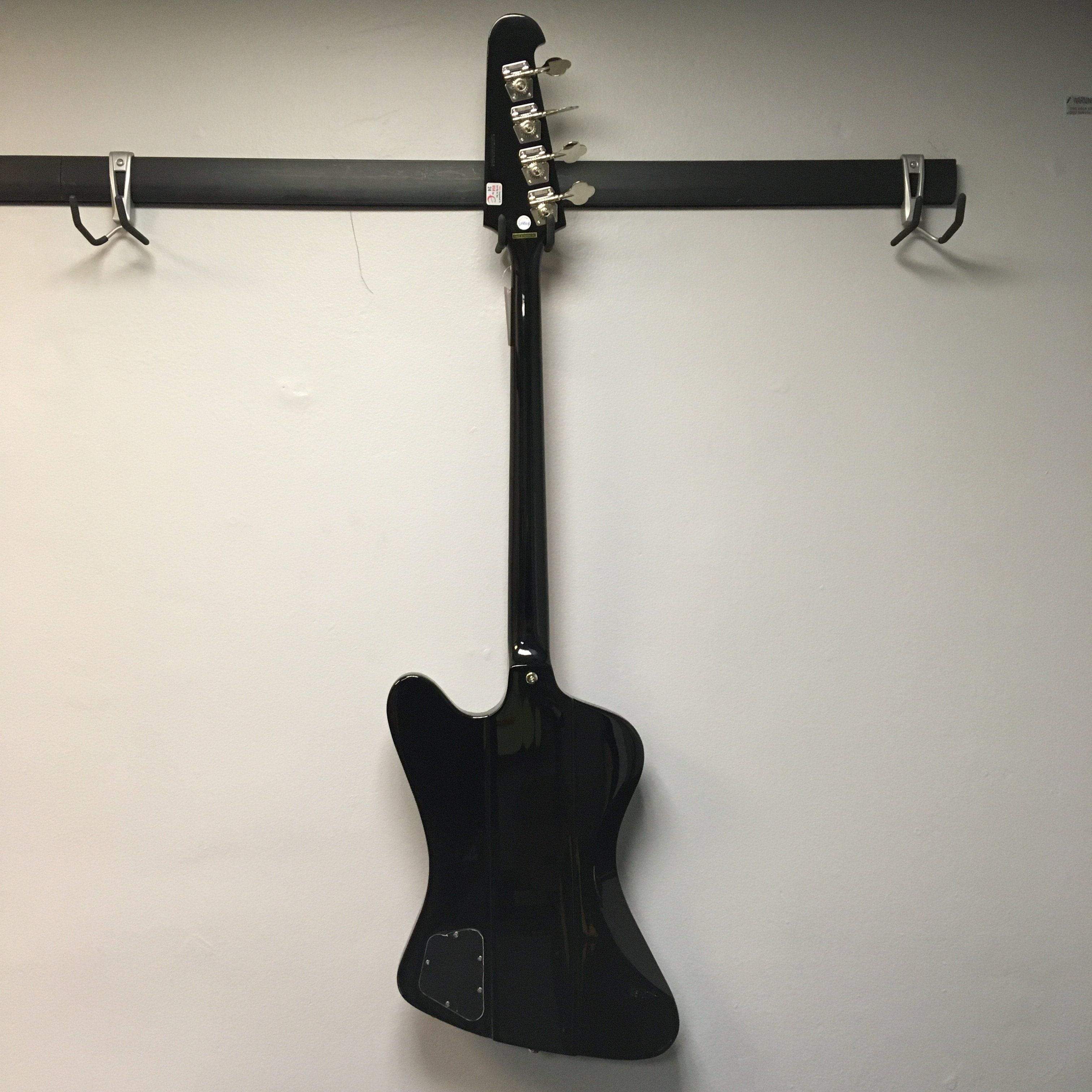 Epiphone Thunderbird ブラックエレキベース Epiphone 1960s Classic Now With New ProBucker™ Bass