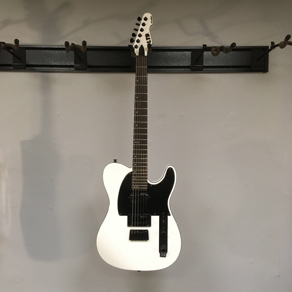 ESP LTD TE-200 Snow White