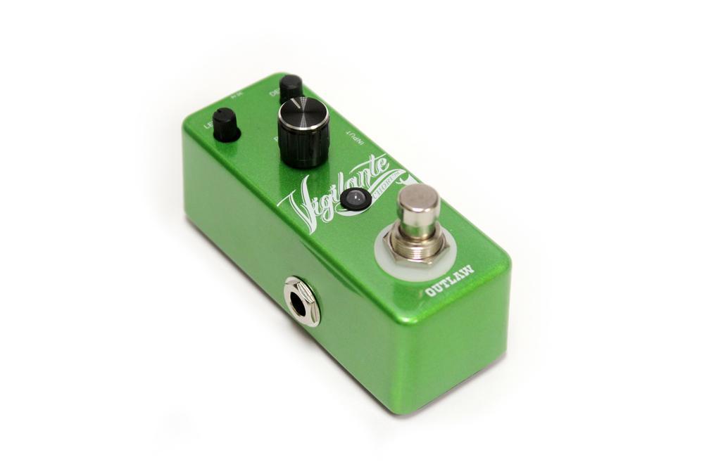 Outlaw EFFECTS PEDALS Outlaw Chorus Guitar Pedal
