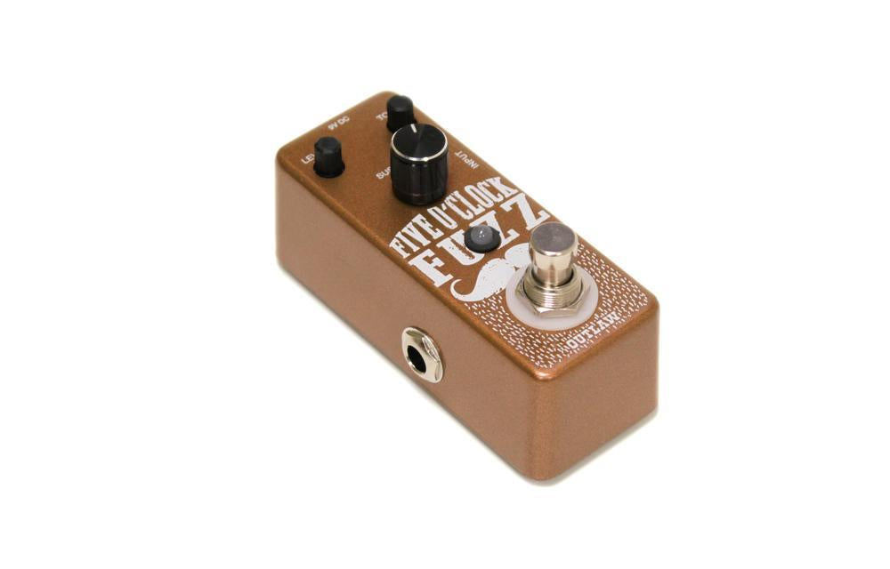 Outlaw EFFECTS PEDALS Outlaw Fuzz Guitar Pedal