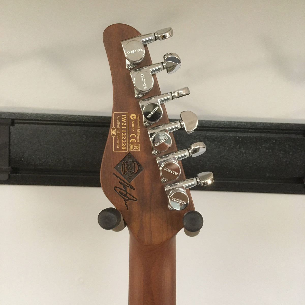 Schecter Nick Johnston Traditional H/S/S Atomic Ink