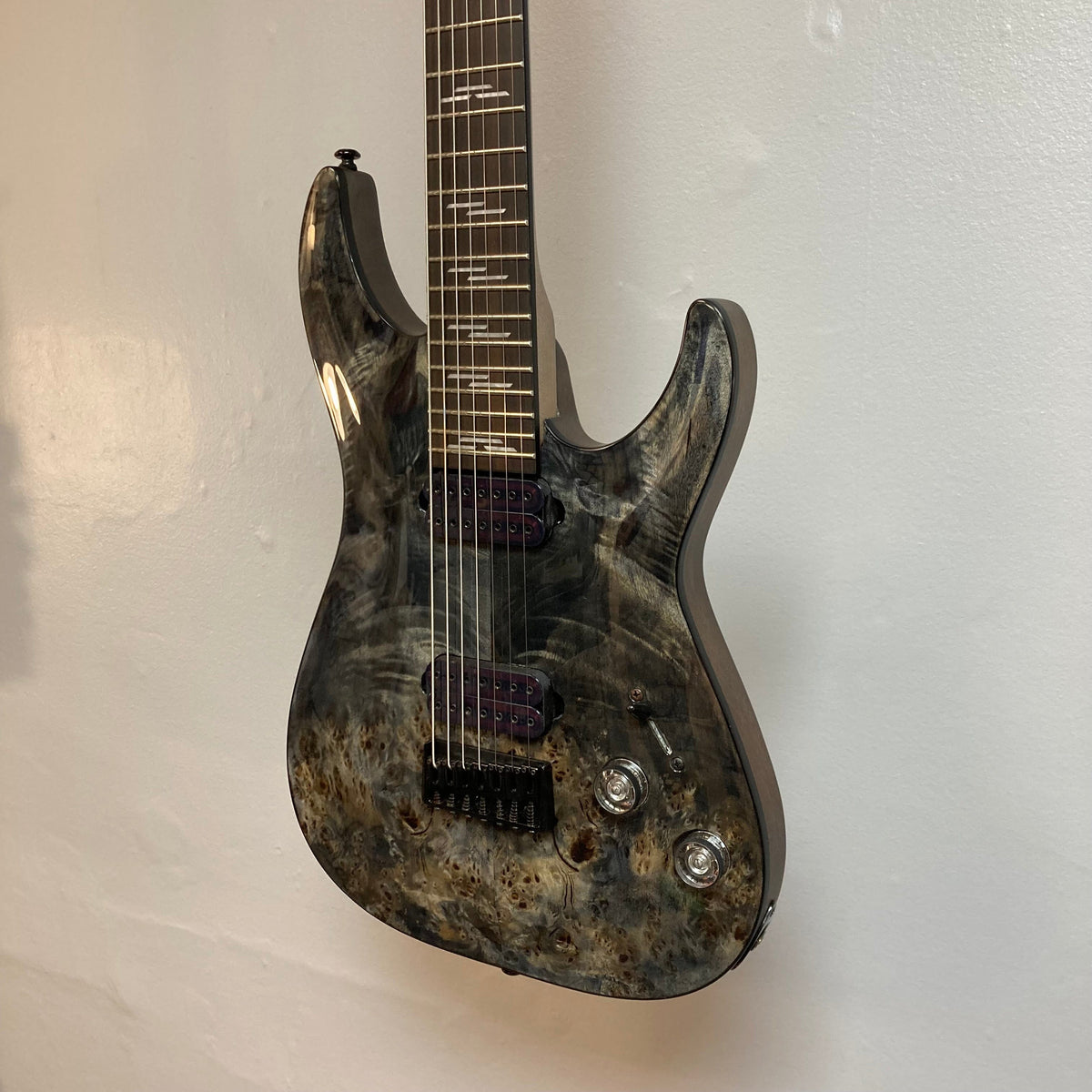 Schecter Omen Elite-7 Charcoal Used Guitars on Main