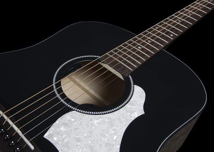 Seagull S6 Classic A/E Black Guitars on Main