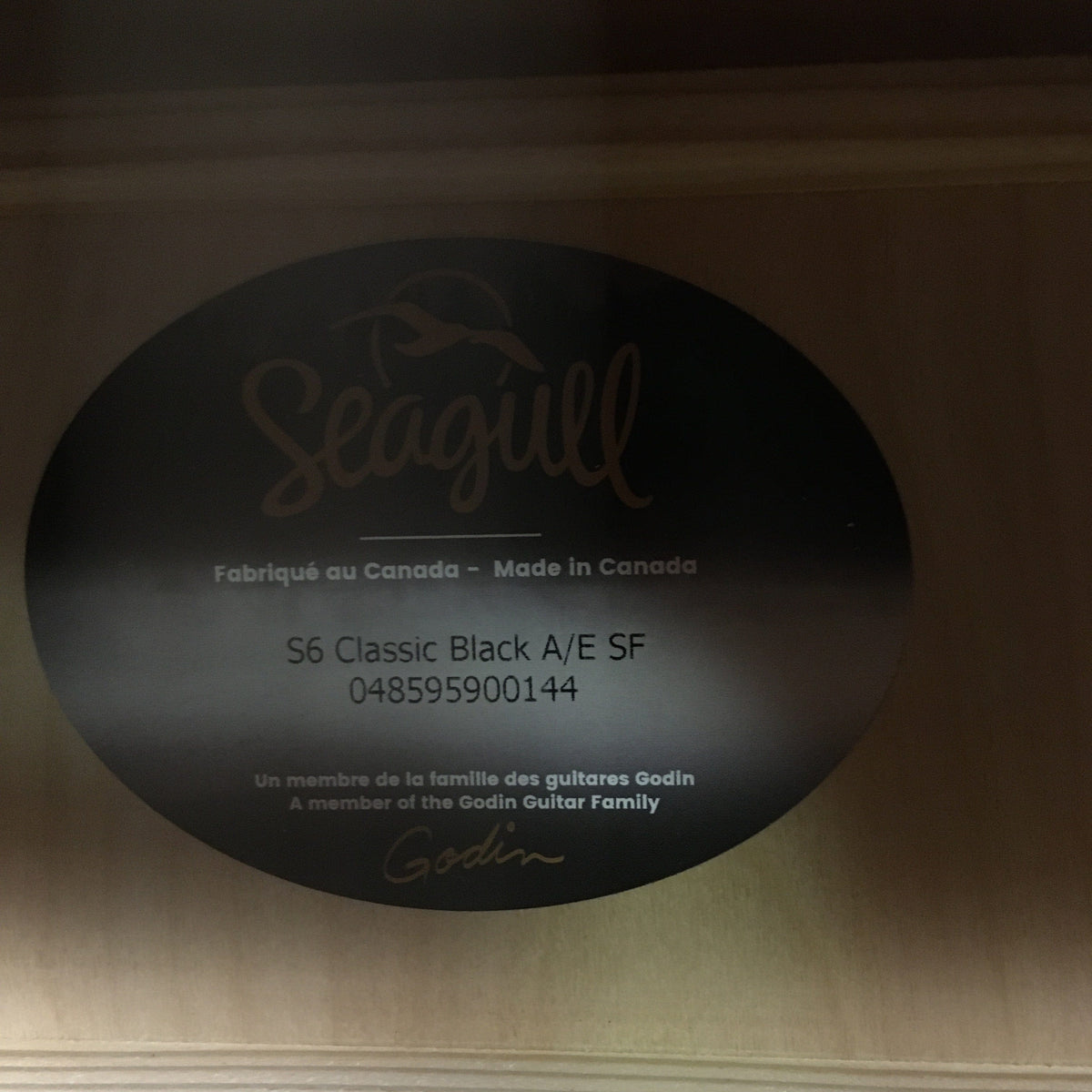 Seagull S6 Classic A/E Black SF Guitars on Main