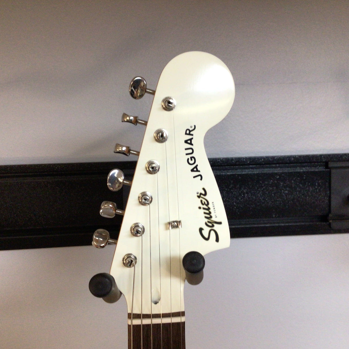 Squier Classic Vibe &#39;60s Jaguar Olympic White Refurb