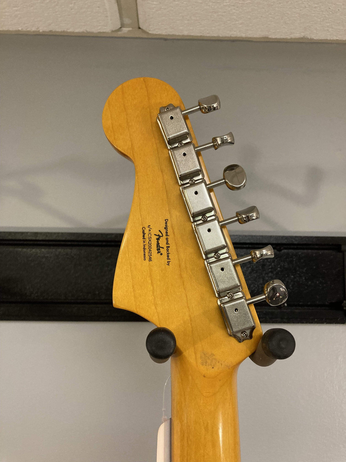 Squier Classic Vibe &#39;60s Jazzmaster Guitars on Main