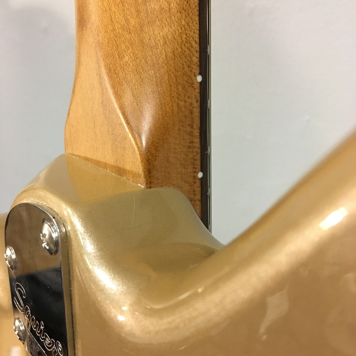 Squier Contemporary Jaguar HH ST - Shoreline Gold Guitars...