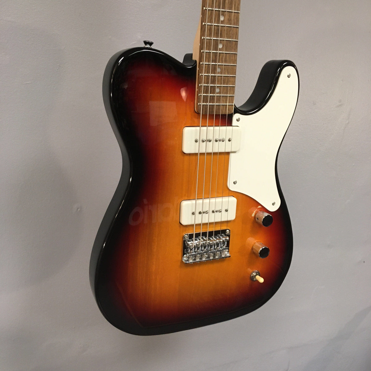 Squier Paranormal Baritone Cabronita Telecaster Sunburst...