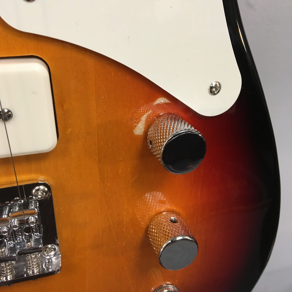 Squier Paranormal Baritone Cabronita Telecaster Sunburst...