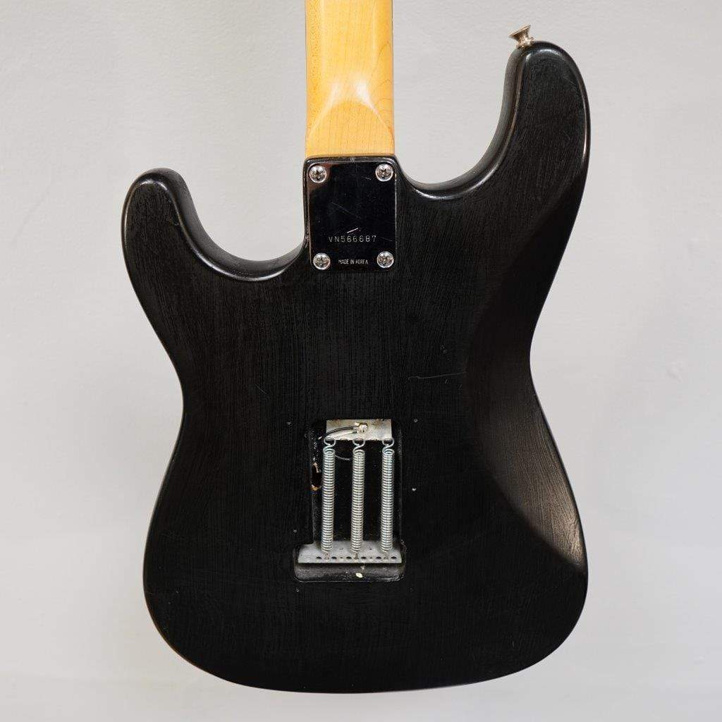 Squier Strat Black Used Guitars on Main
