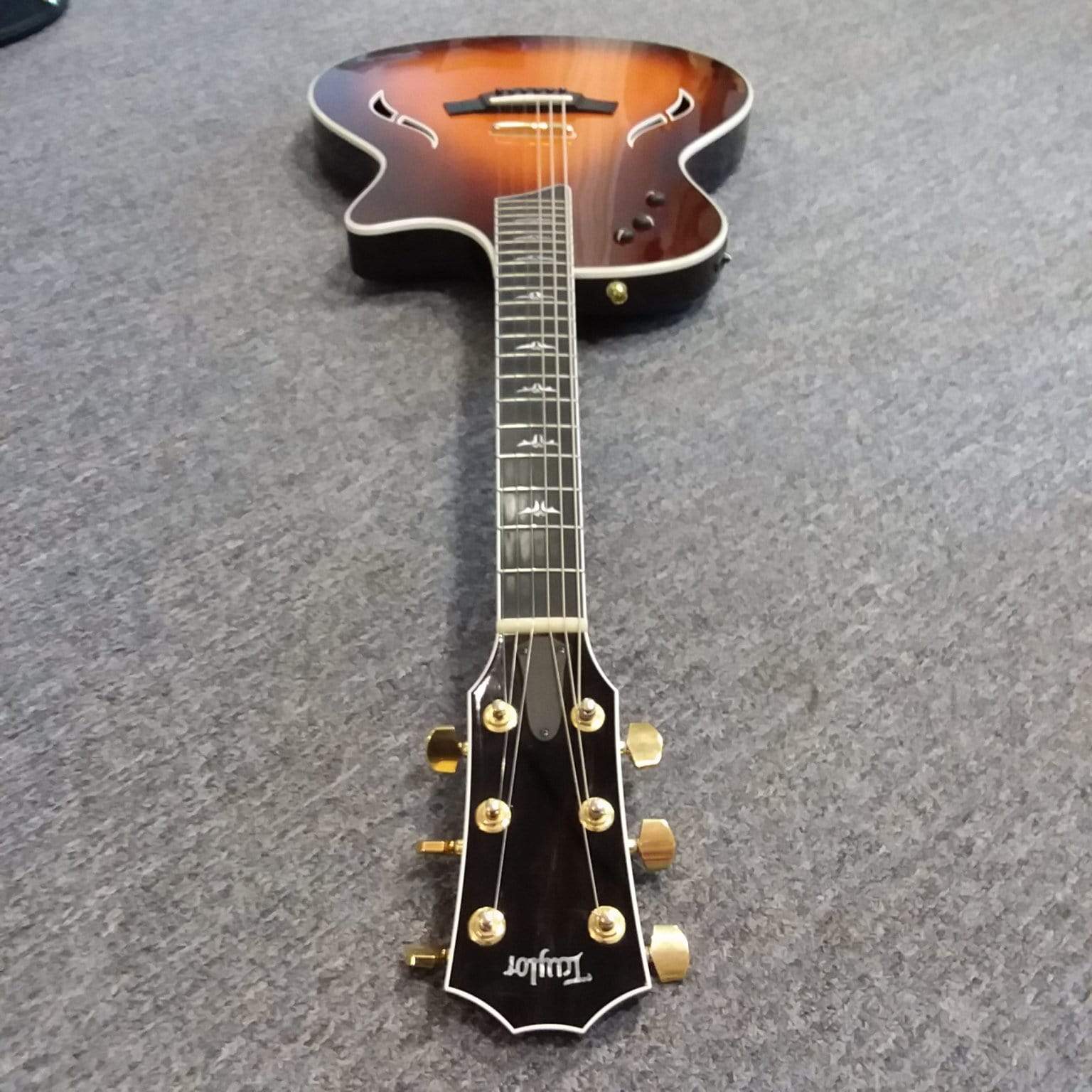 Taylor T5-C 2006 Custom Fishman Piezo